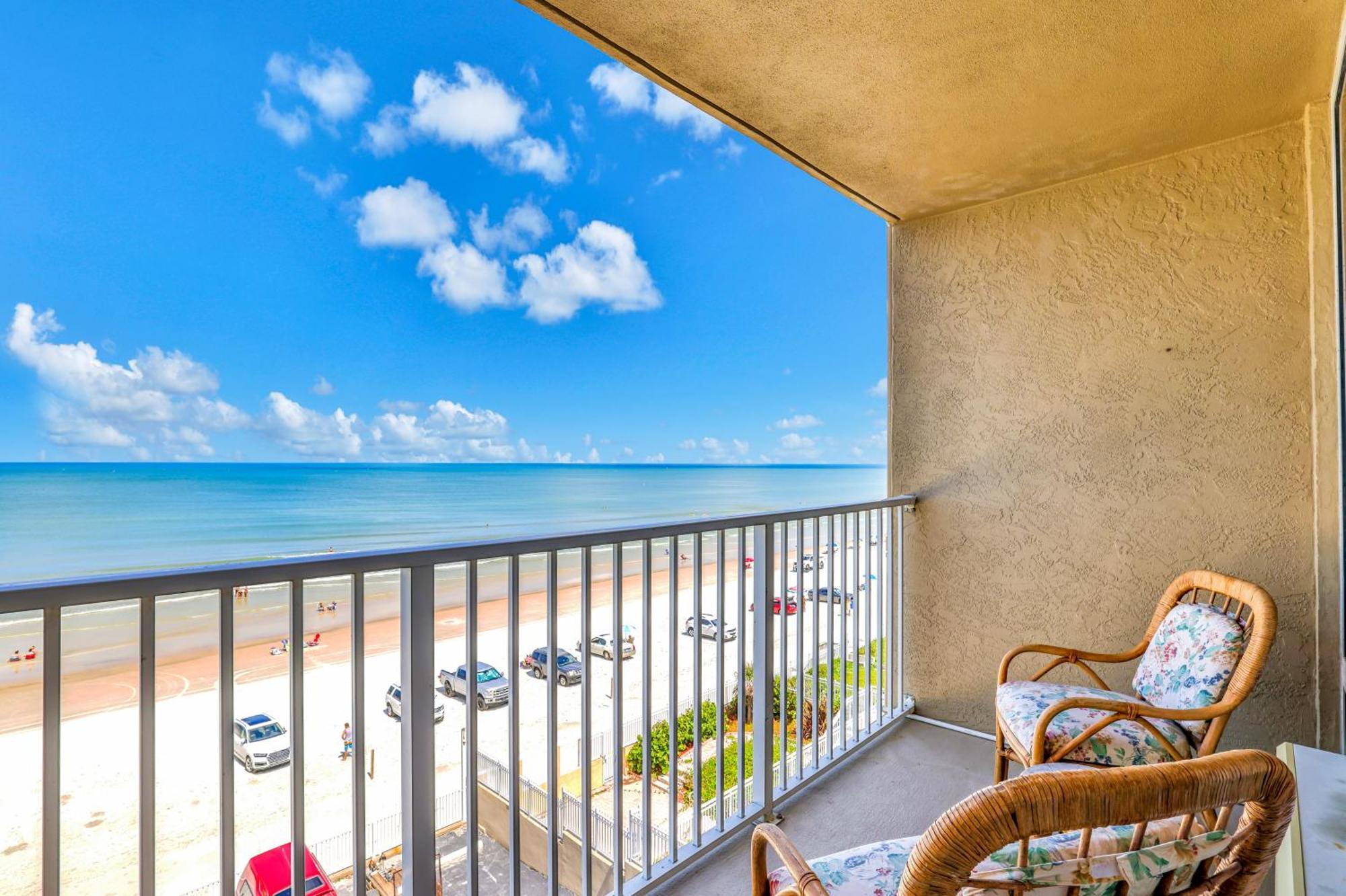 Sunshine & Oceanfront Serenity Дейтона-Бич-Шорс Номер фото